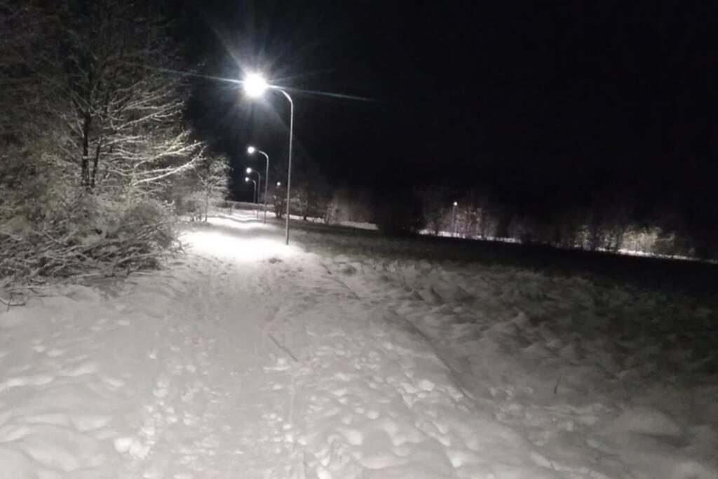 Nowoczesne Mieszkanie Blisko Natury I Sklepu Biedronka Karpacz Kültér fotó